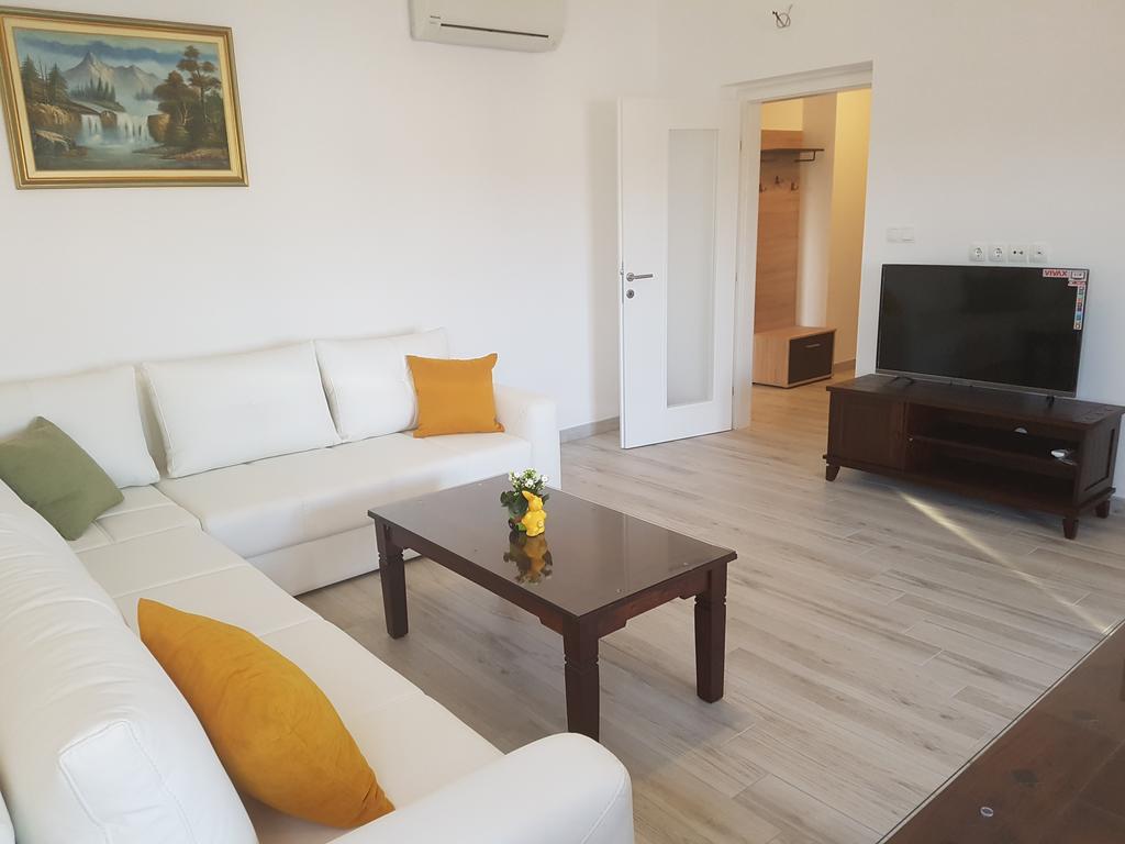 Apartman Lora Любушки Экстерьер фото